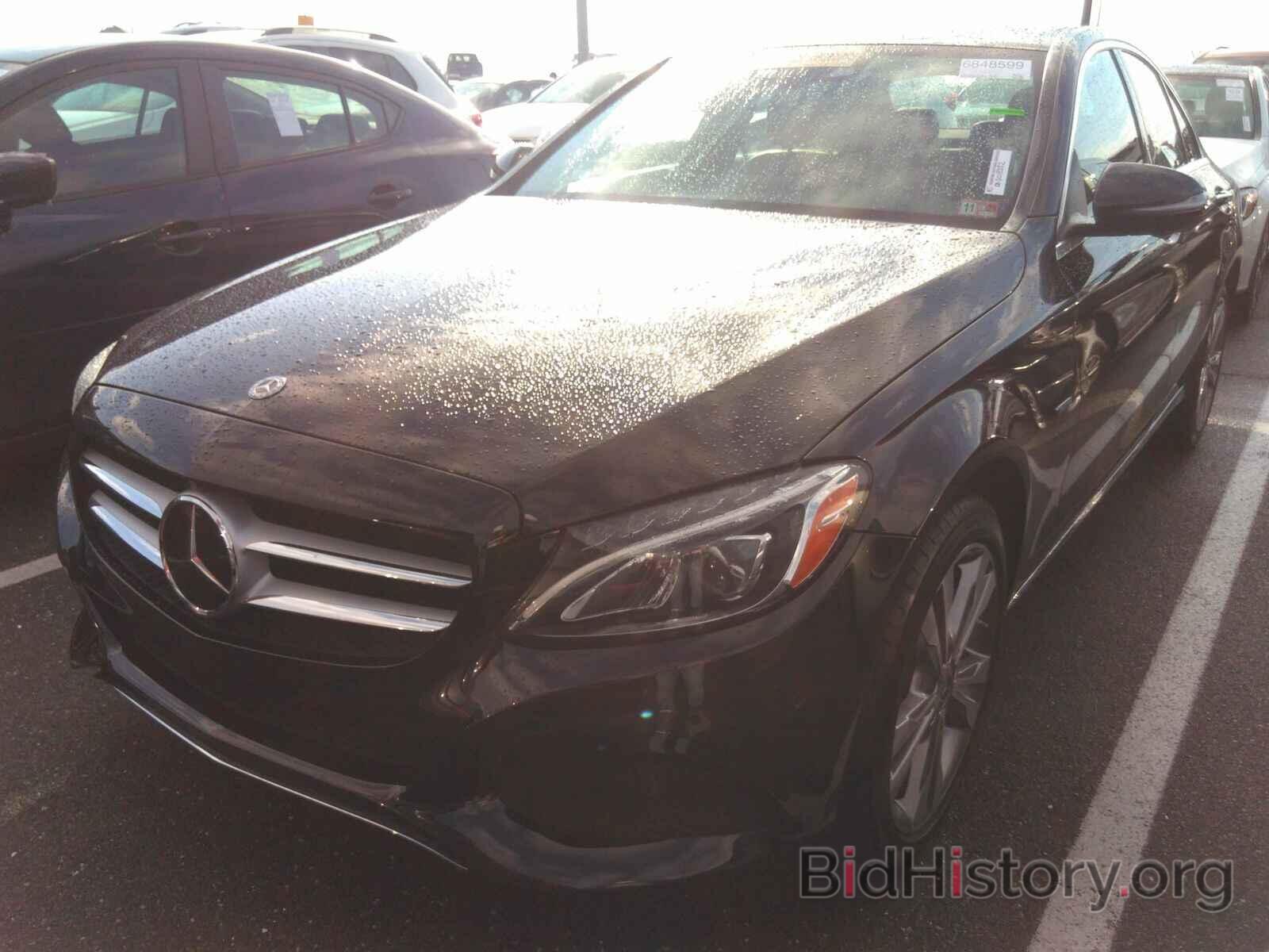 Photo 55SWF4HB0JU235537 - Mercedes-Benz C-Class 2018