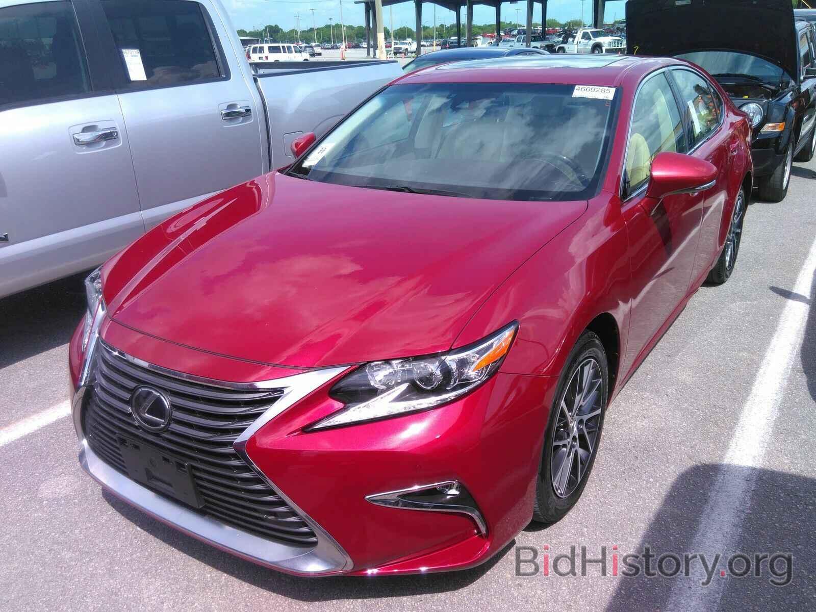 Photo JTHBK1GG4H2255633 - Lexus ES ES 2017