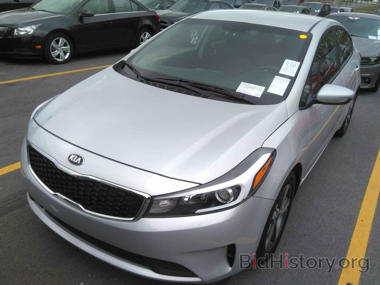 Photo 3KPFL4A75JE195221 - Kia Forte LX 2018