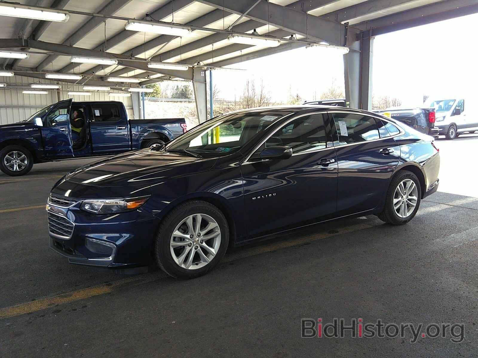 Photo 1G1ZF5SU3JF253307 - Chevrolet Malibu 2018