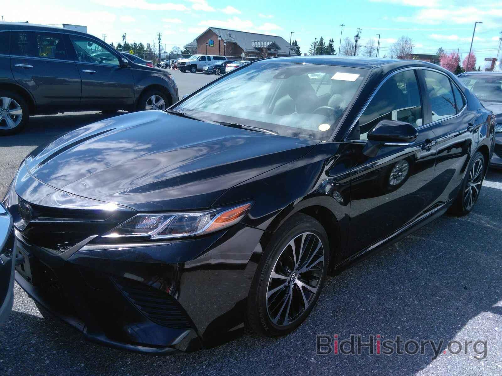 Photo JTNB11HK7J3041089 - Toyota Camry 2018