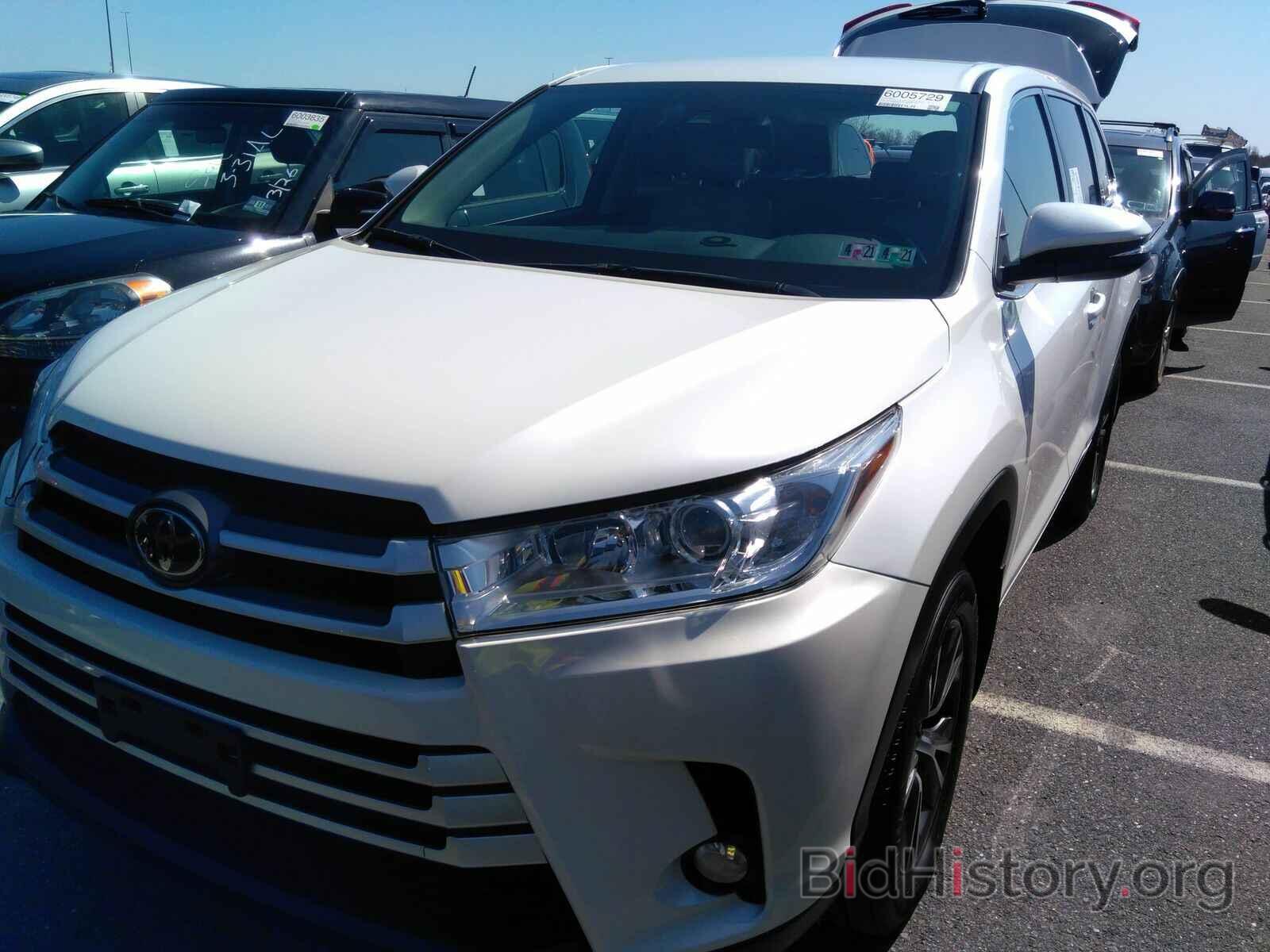 Photo 5TDBZRFH0JS849124 - Toyota Highlander 2018