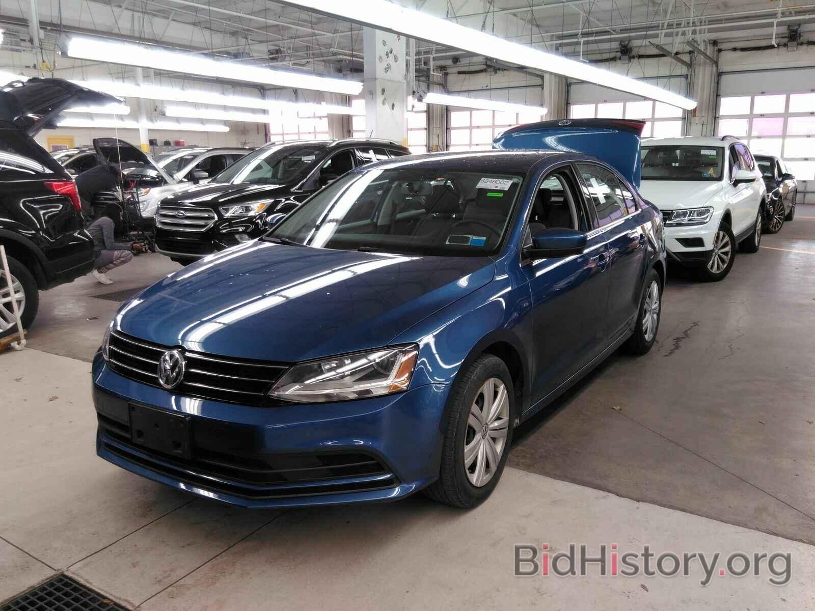 Фотография 3VW167AJ6HM372516 - Volkswagen Jetta 2017