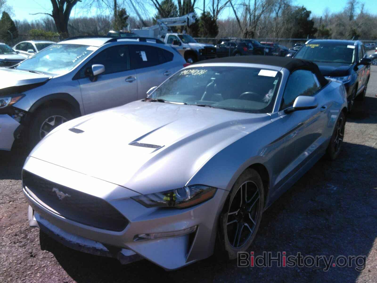 Photo 1FATP8UH5L5106528 - Ford Mustang 2020