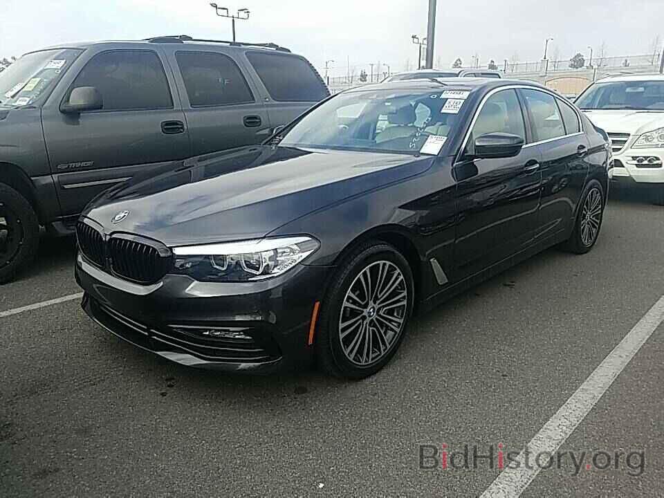 Photo WBAJA5C56JWA37879 - BMW 5 Series 2018