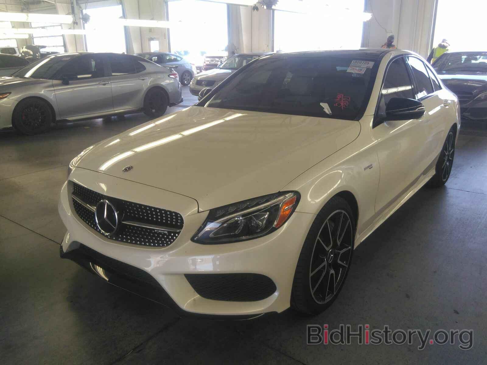 Photo 55SWF6EB0JU267159 - Mercedes-Benz C-Class 2018