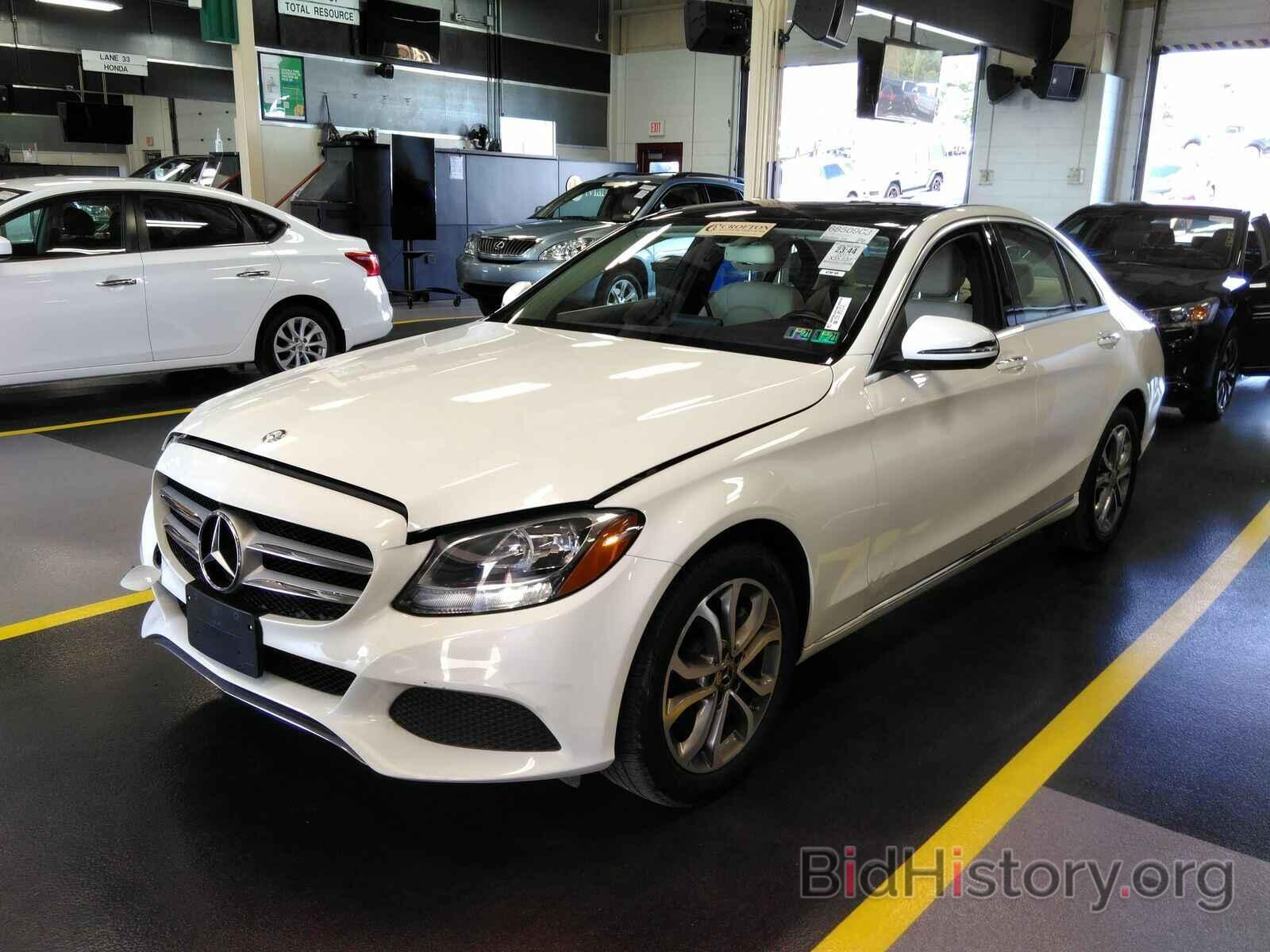 Photo 55SWF4KB3HU223157 - Mercedes-Benz C-Class 2017