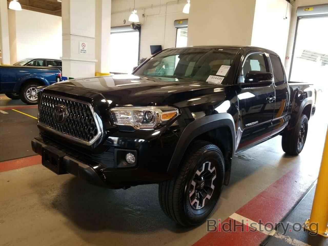 Photo 5TFSZ5AN4JX159134 - Toyota Tacoma 2018