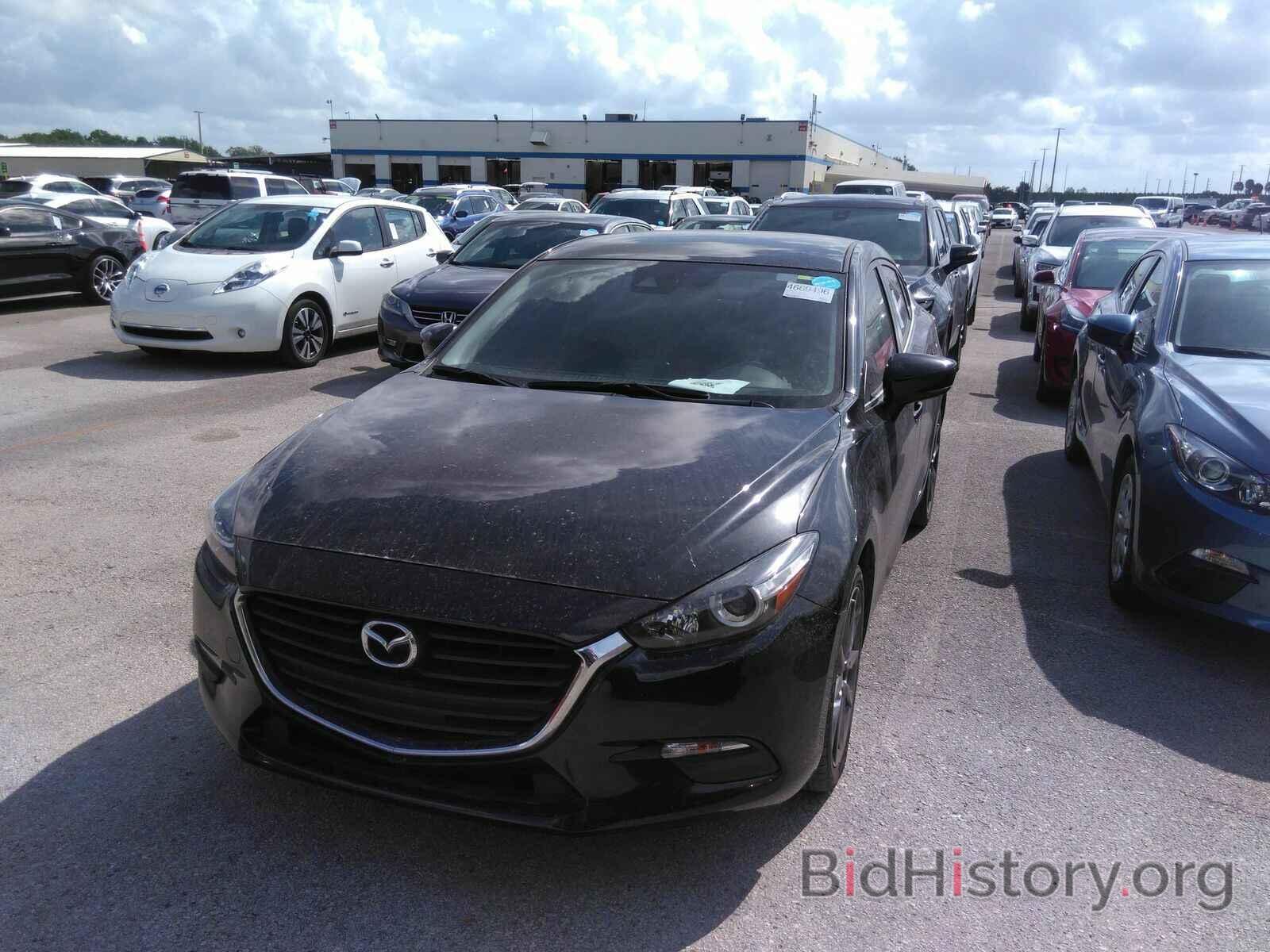 Photo 3MZBN1V31JM197615 - Mazda Mazda3 4-Door 2018