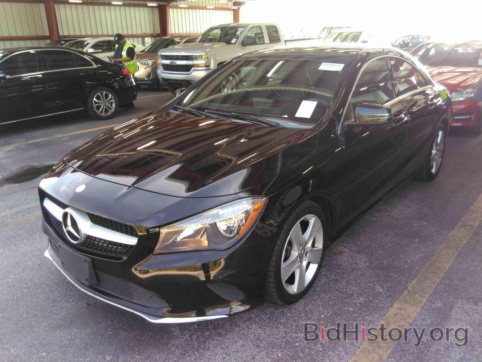 Photo WDDSJ4EB1HN439882 - Mercedes-Benz CLA 2017