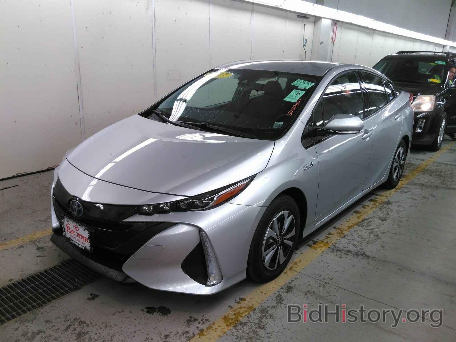 Photo JTDKARFP9H3040148 - Toyota Prius Prime 2017