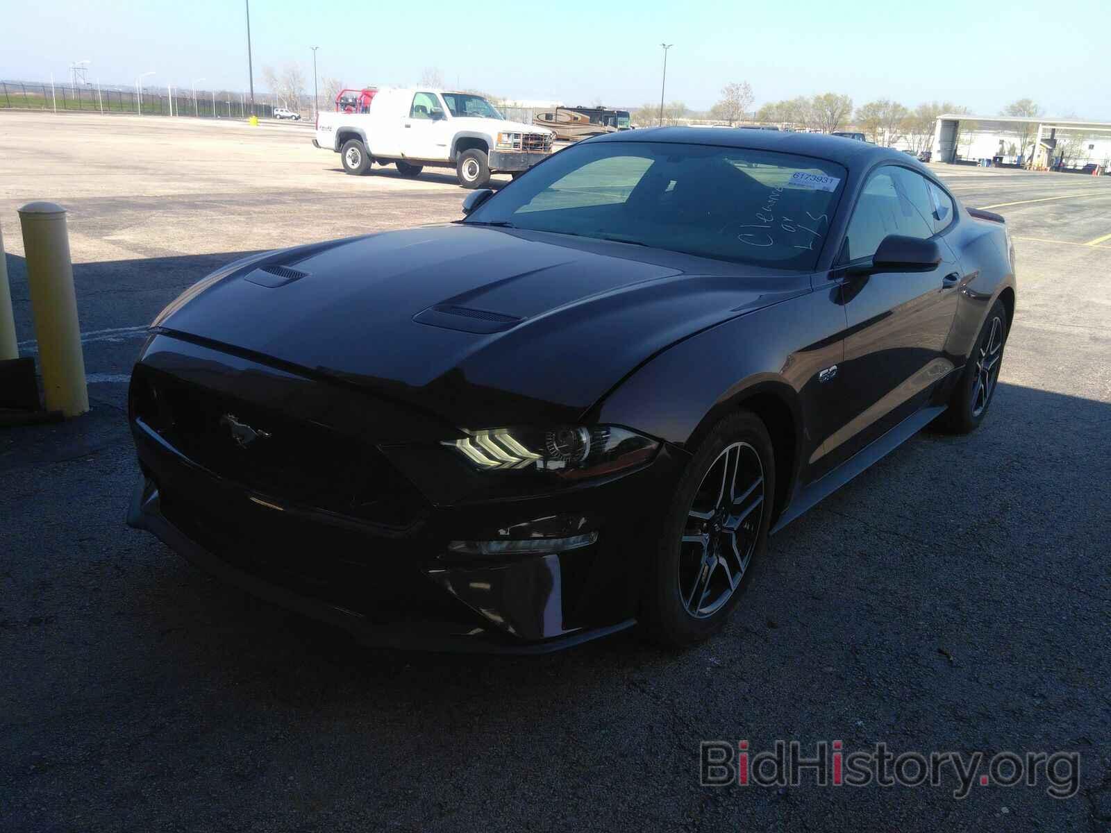 Photo 1FA6P8CF0J5129158 - Ford Mustang GT 2018