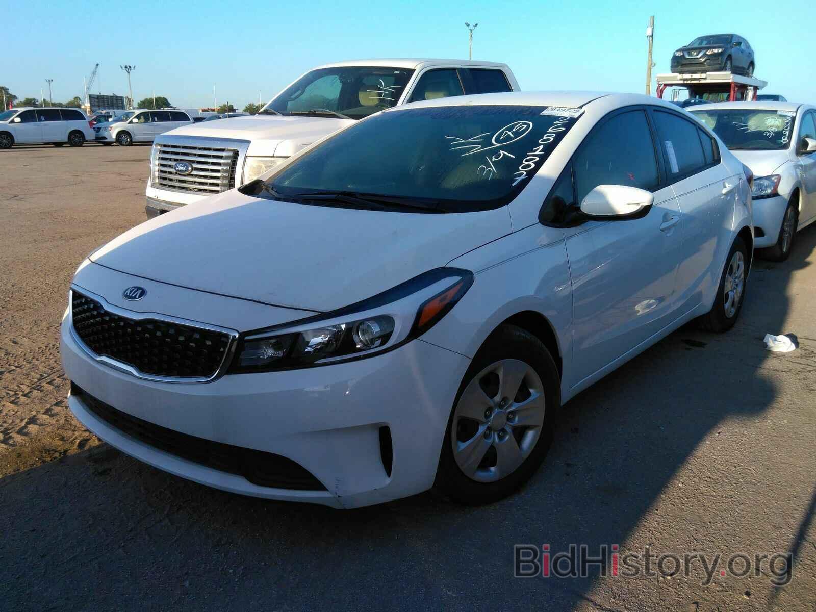 Photo 3KPFK4A79JE268187 - Kia Forte LX 2018