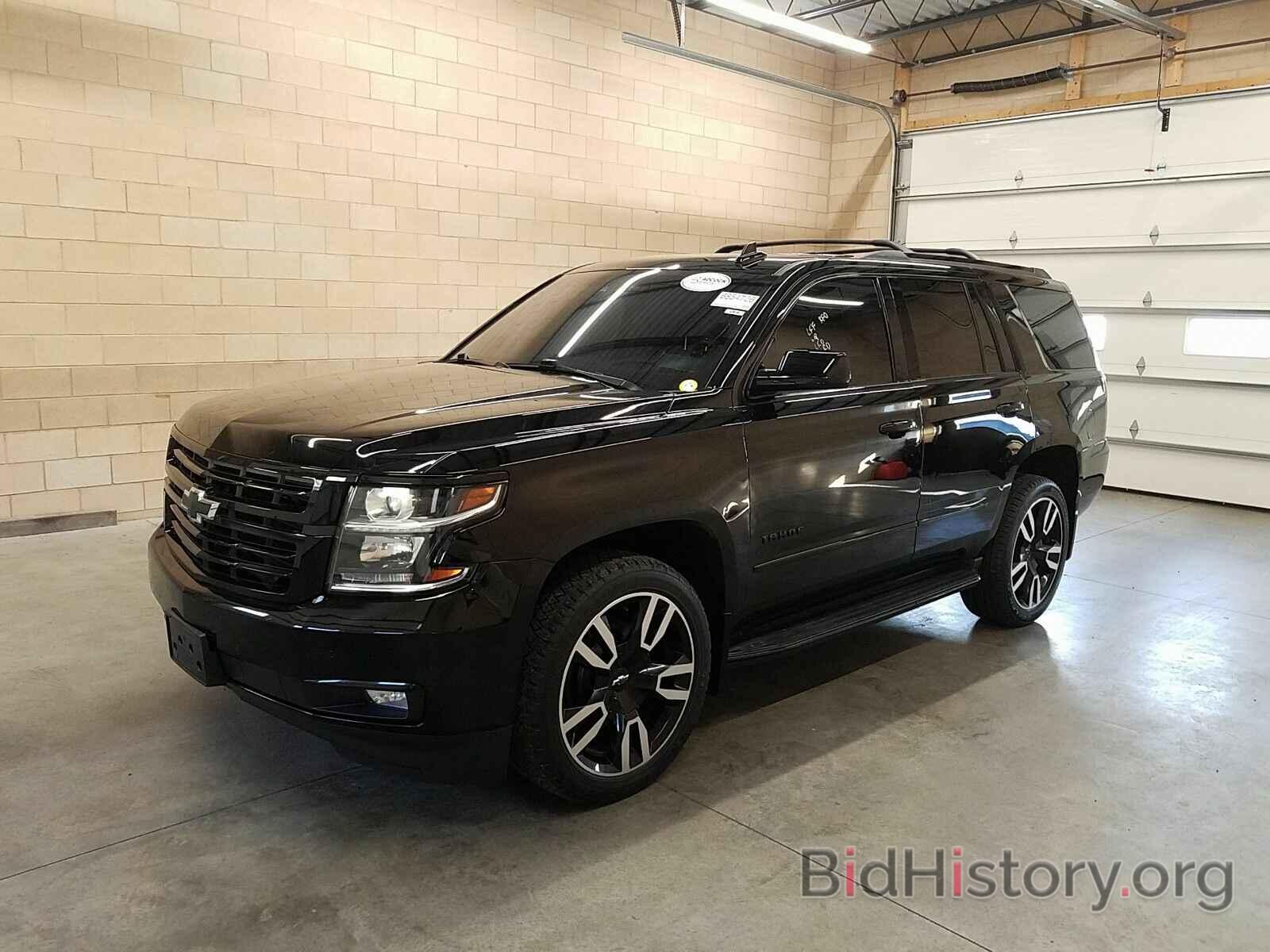 Photo 1GNSKCKJ2JR246322 - Chevrolet Tahoe 2018