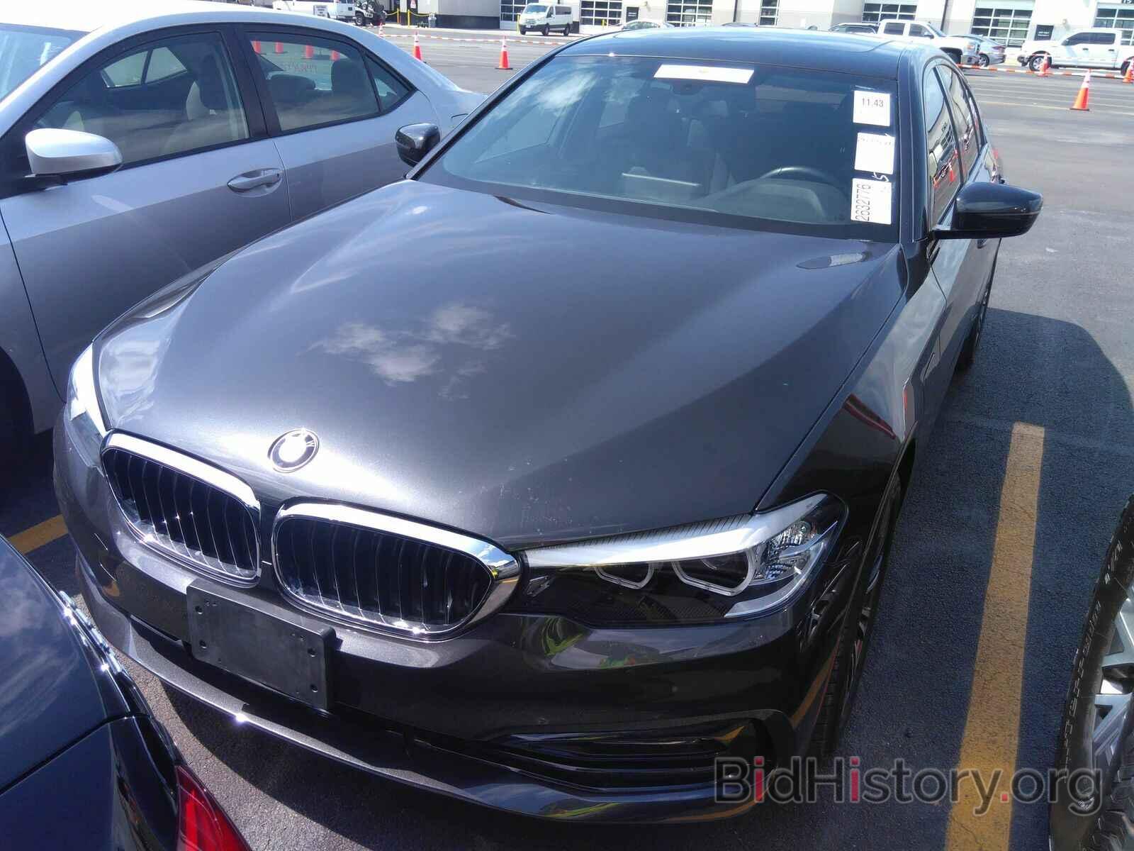 Photo WBAJA9C53JB034126 - BMW 5 Series 2018