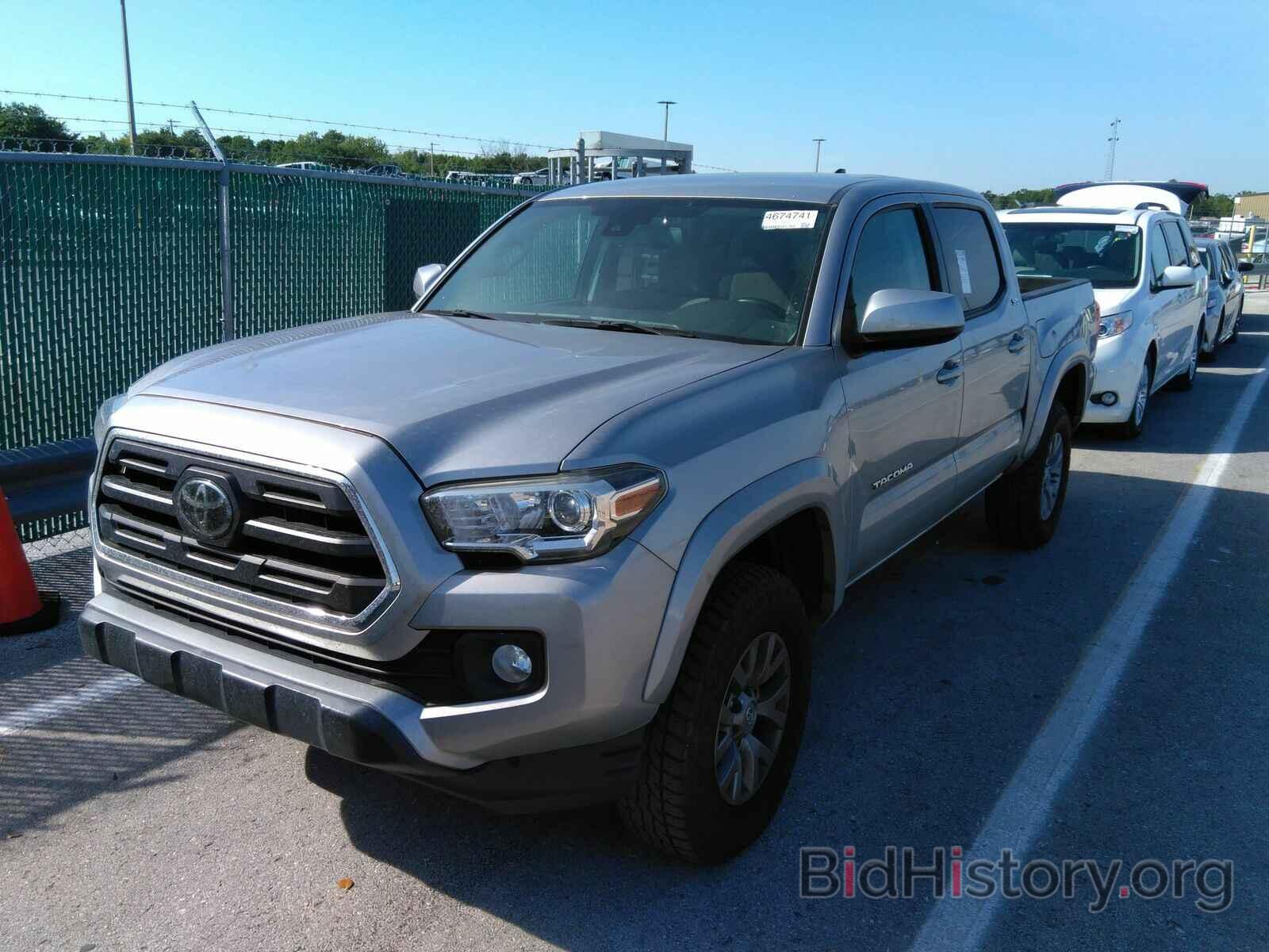 Photo 5TFAZ5CN2JX063415 - Toyota Tacoma 2018