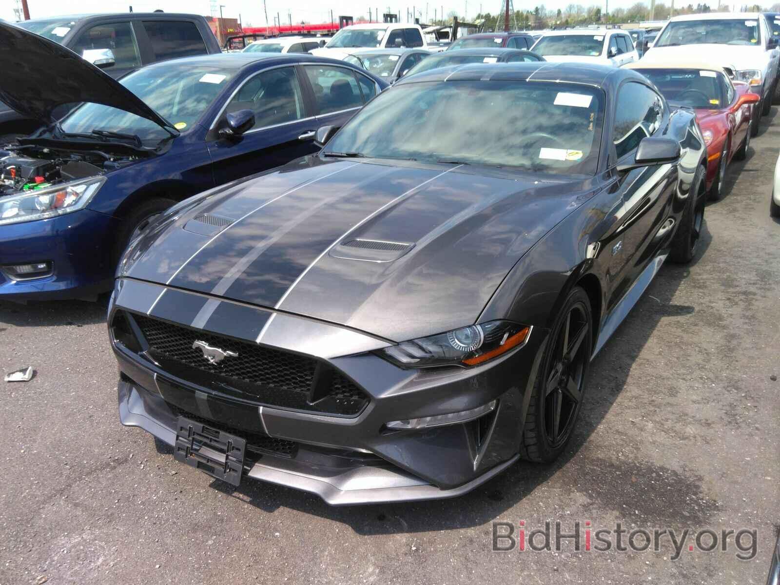Photo 1FA6P8CF9J5110592 - Ford Mustang GT 2018