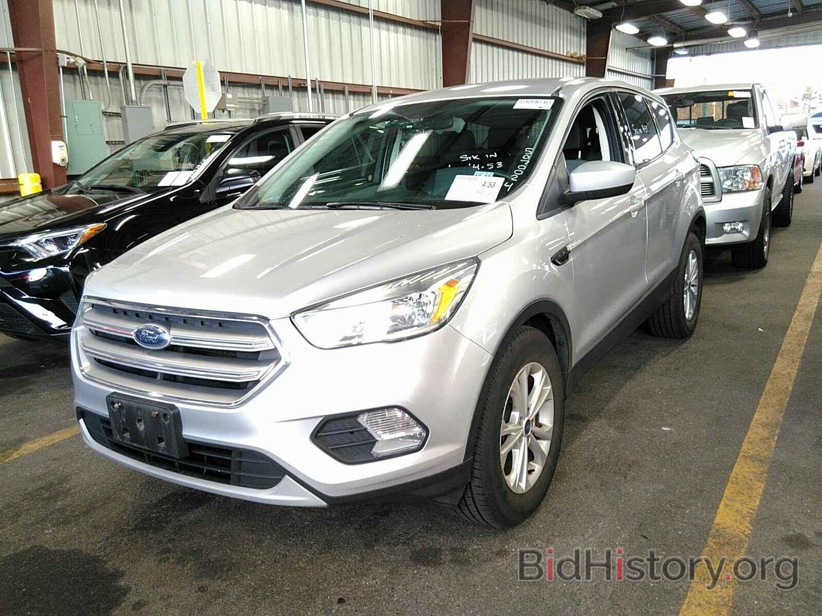 Фотография 1FMCU9GD3HUF00457 - Ford Escape 2017