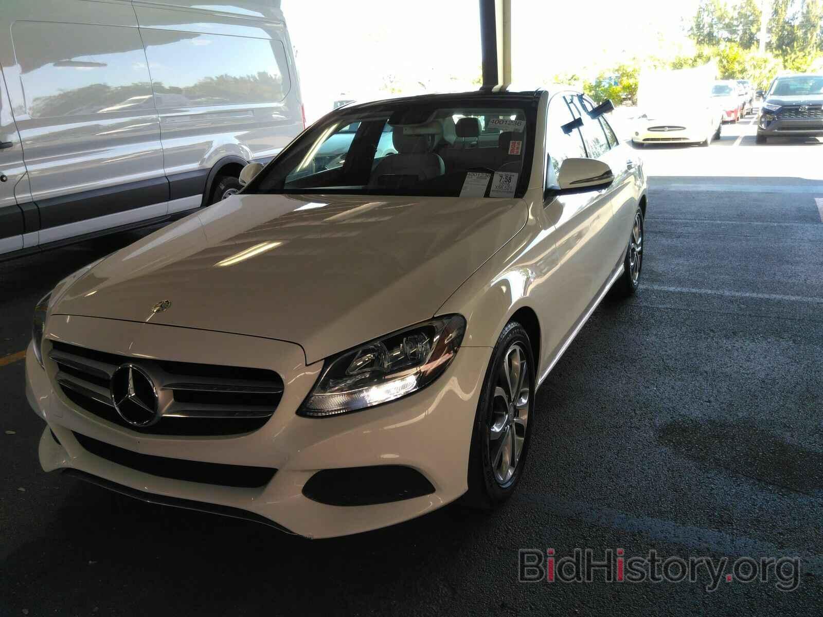 Photo 55SWF4JBXGU143953 - Mercedes-Benz C-Class 2016