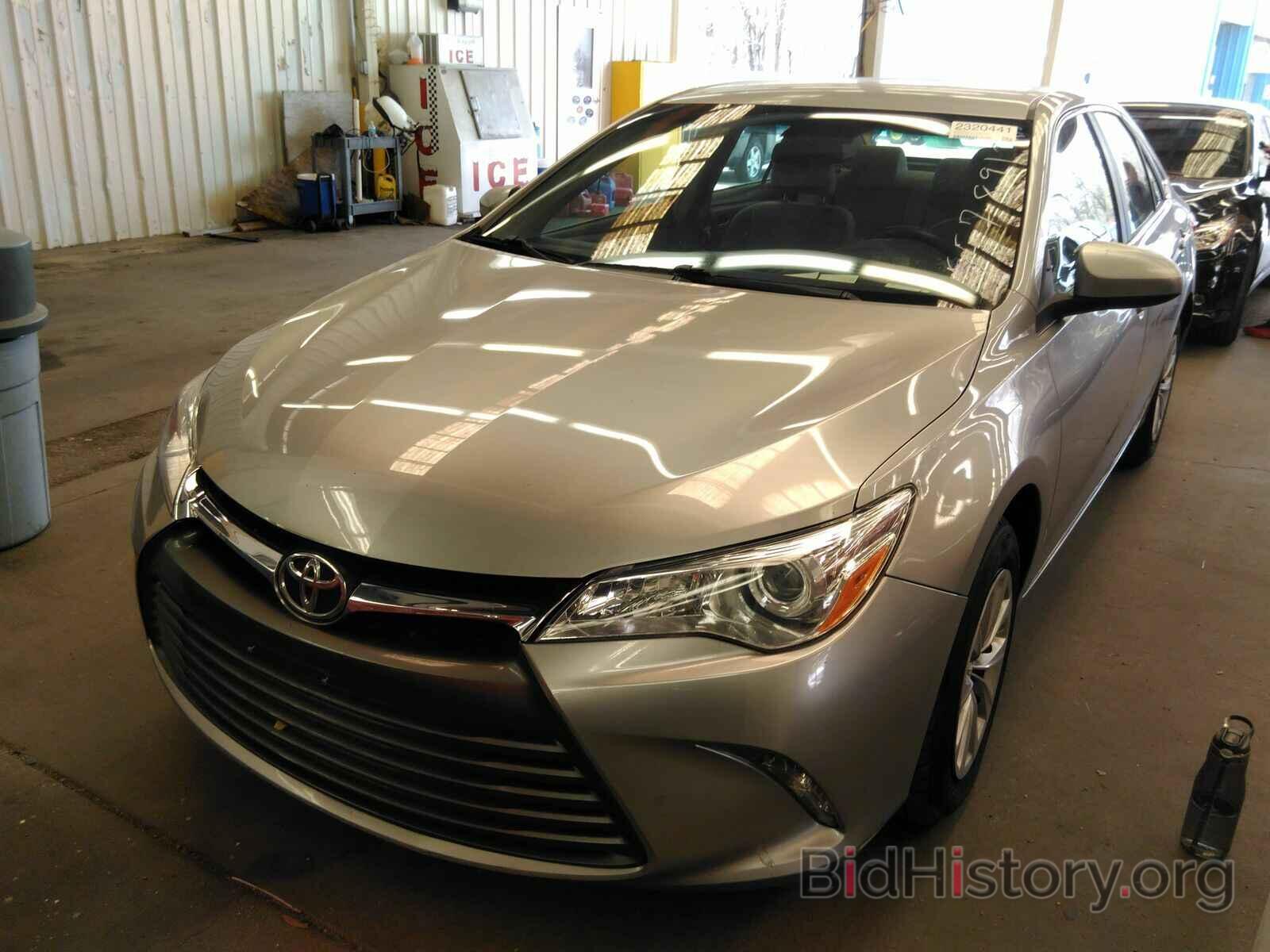 Photo 4T4BF1FK2GR557891 - Toyota Camry 2016
