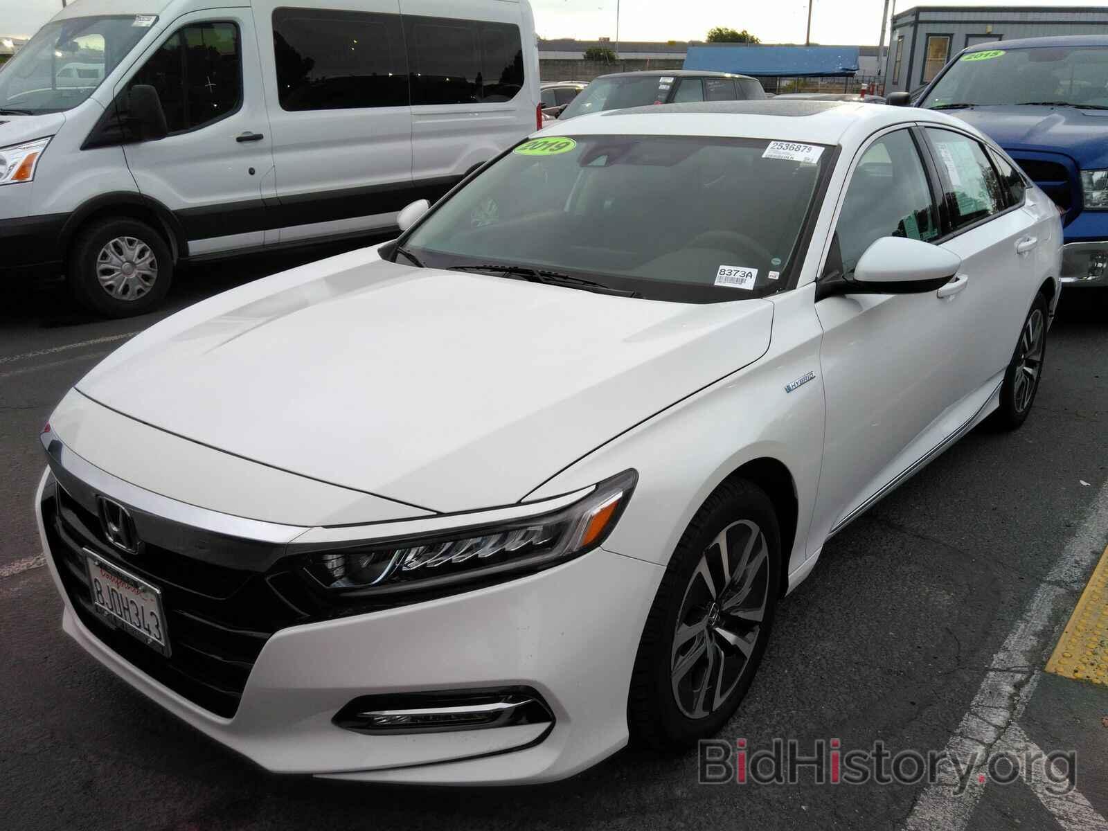 Photo 1HGCV3F43KA002799 - Honda Accord Hybrid 2019