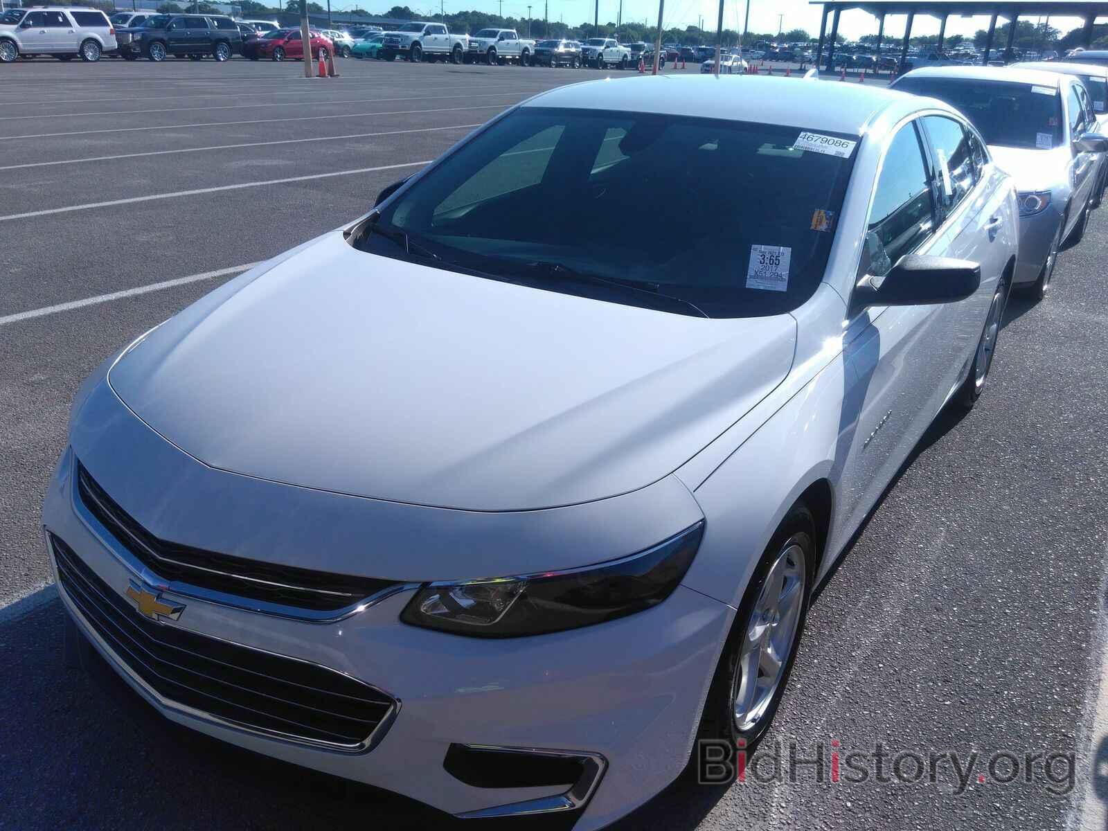 Photo 1G1ZB5ST8HF270679 - Chevrolet Malibu 2017