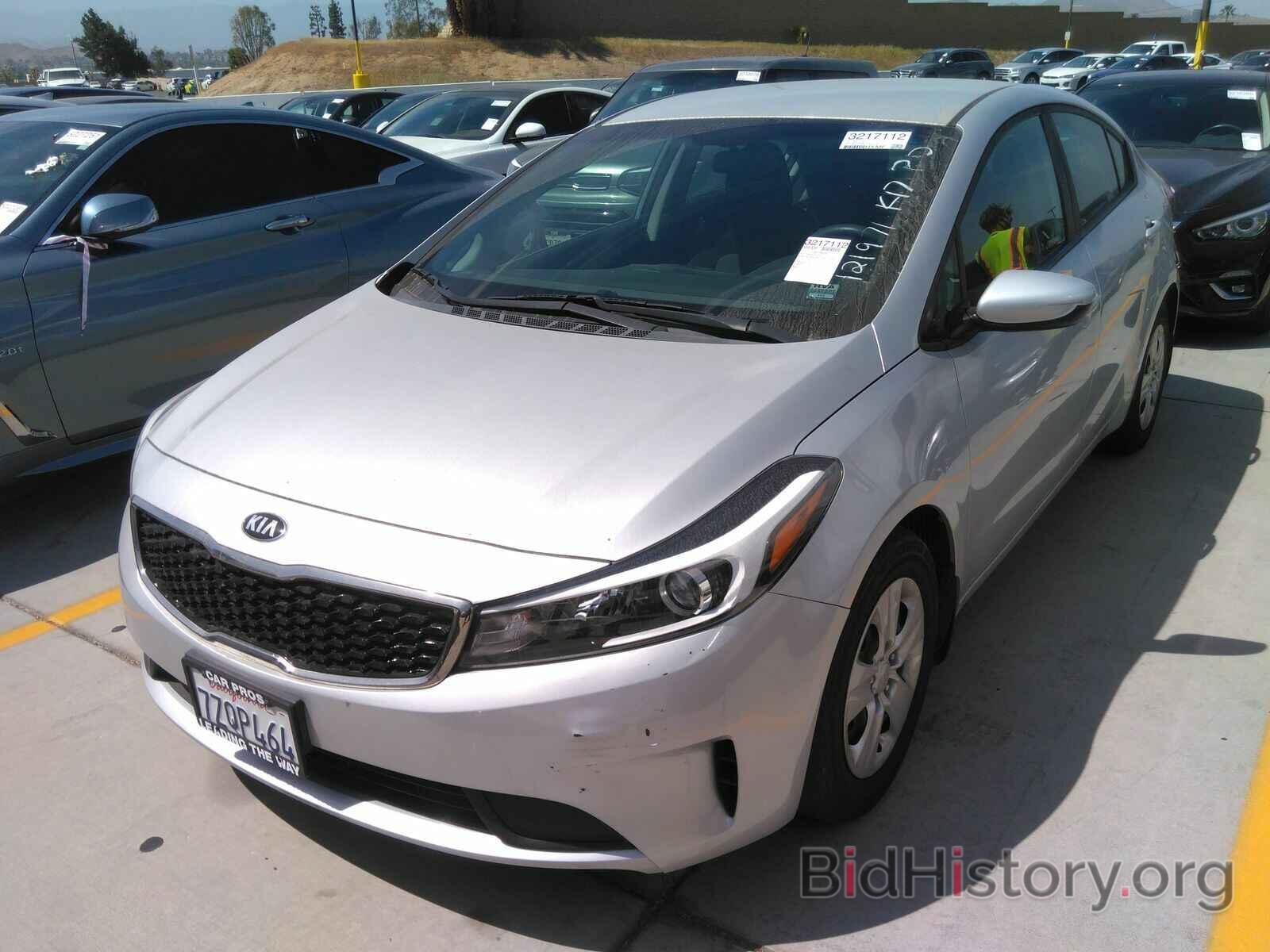 Photo 3KPFK4A71HE121971 - Kia Forte LX 2017