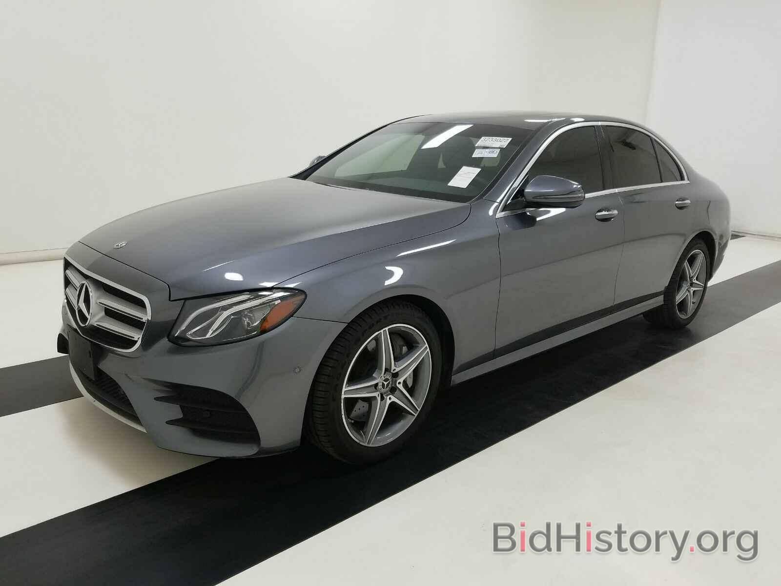 Photo WDDZF4JB1JA378293 - Mercedes-Benz E-Class 2018