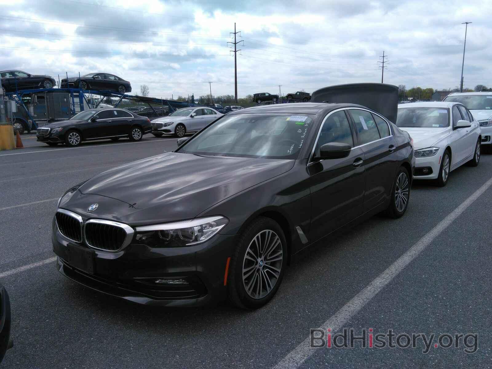 Photo WBAJA7C5XJWC75035 - BMW 5 Series 2018