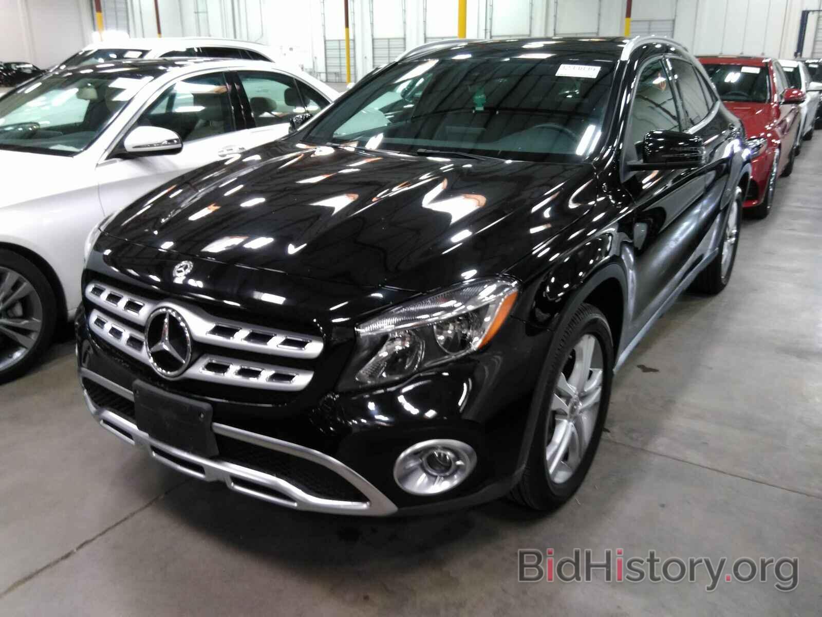 Фотография WDCTG4EB6JJ488161 - Mercedes-Benz GLA 2018