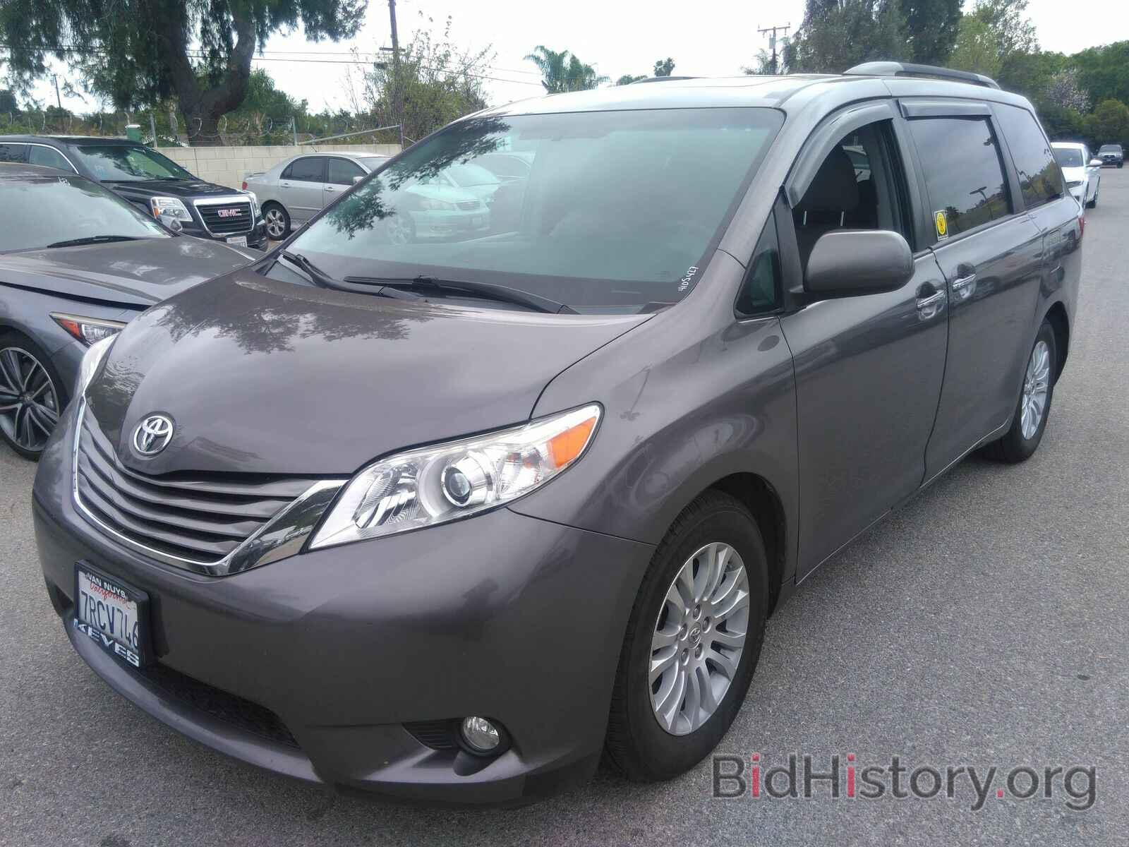 Photo 5TDYK3DC2FS686776 - Toyota Sienna 2015