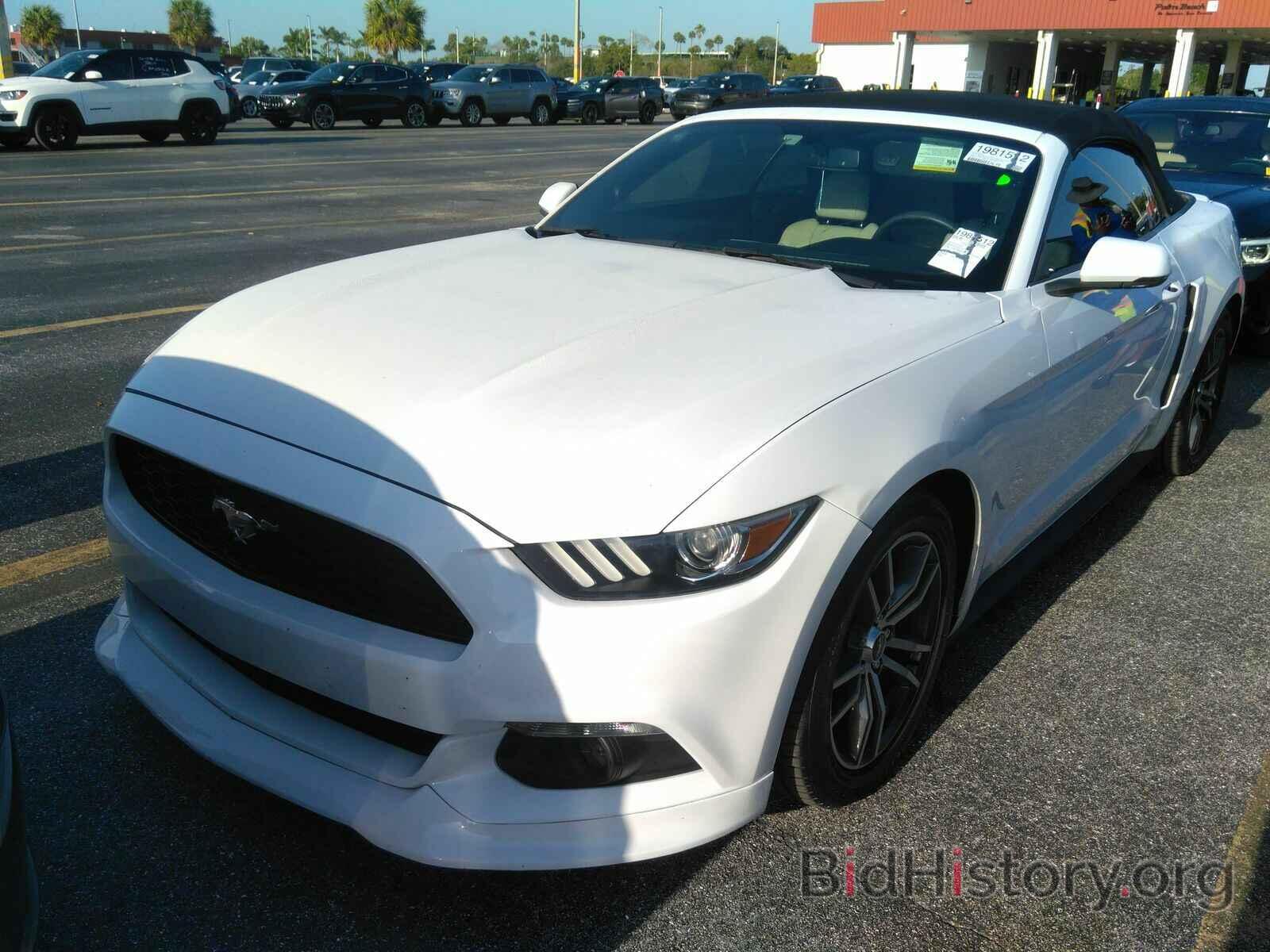 Photo 1FATP8UH7G5274760 - Ford Mustang 2016