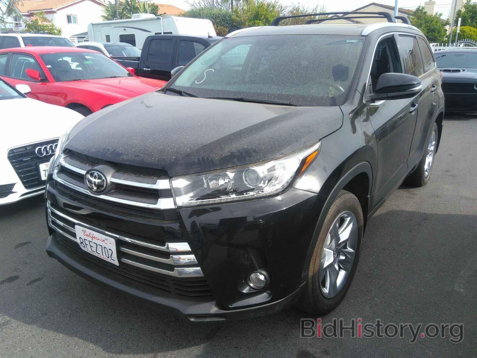 Photo 5TDYZRFH7JS261635 - Toyota Highlander 2018