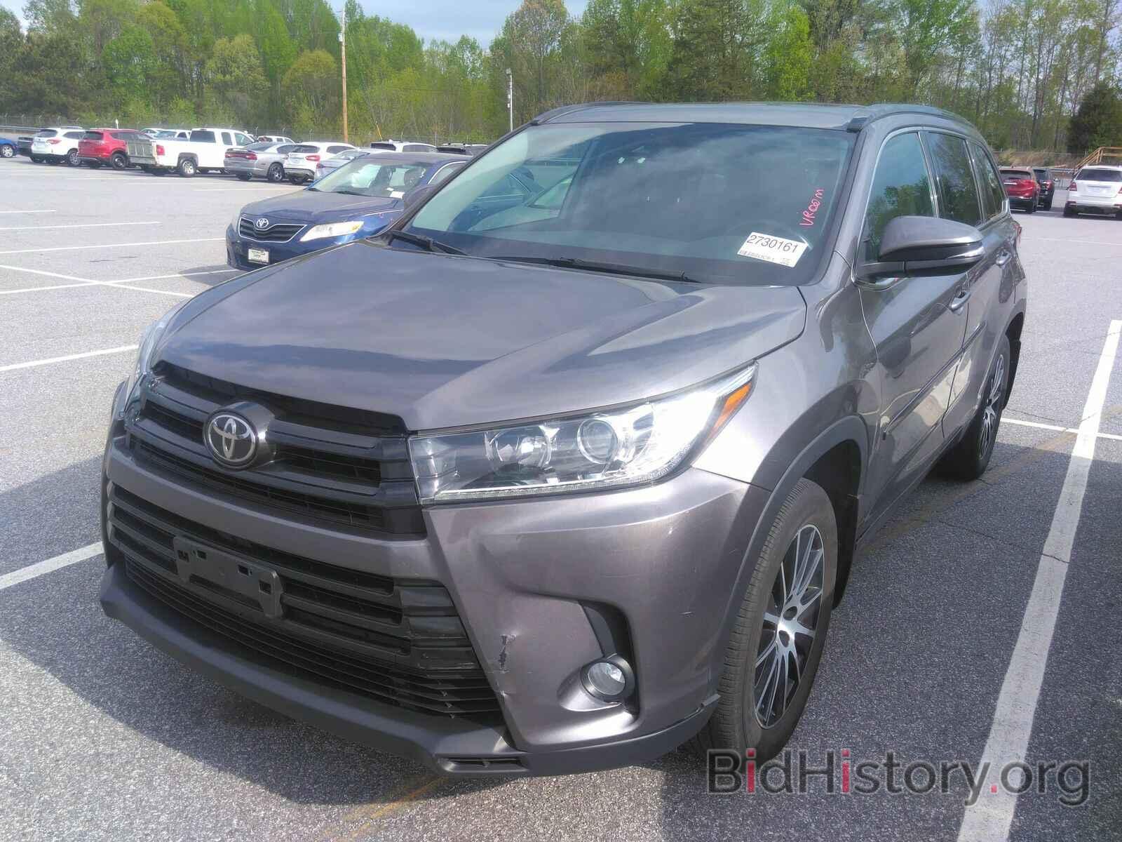 Photo 5TDJZRFH1JS843506 - Toyota Highlander 2018