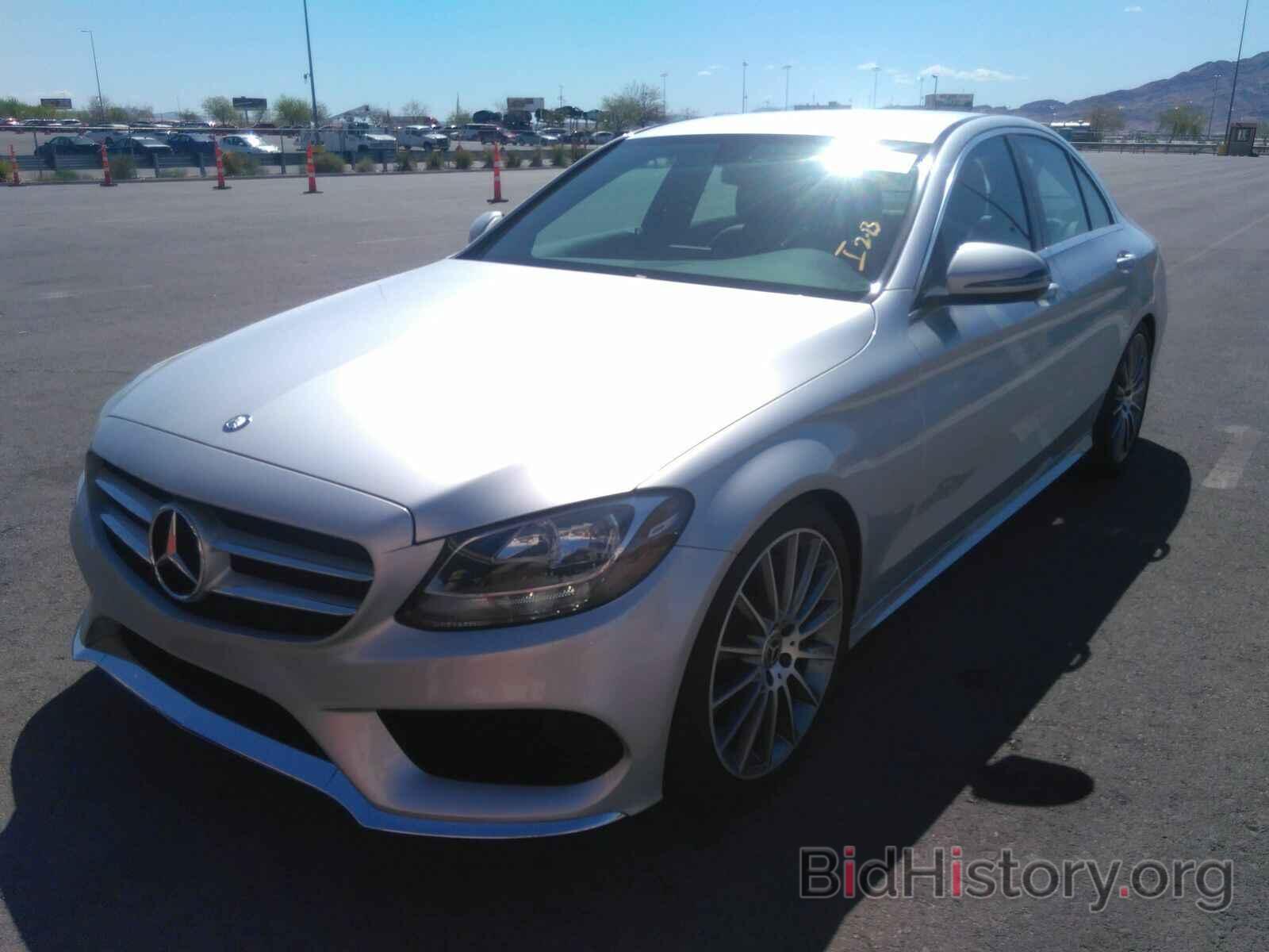 Photo 55SWF4JB8HU229697 - Mercedes-Benz C-Class 2017