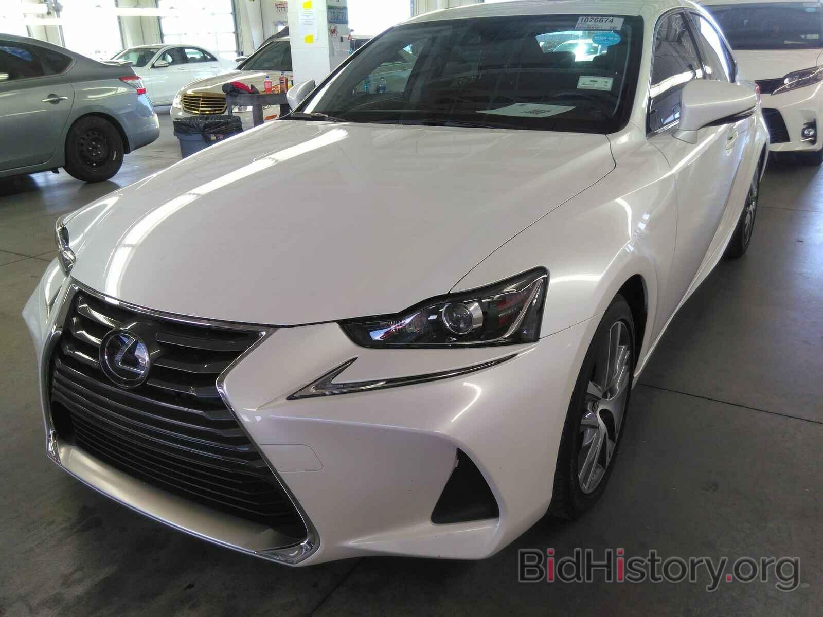 Photo JTHBA1D26J5079068 - Lexus IS IS 2018