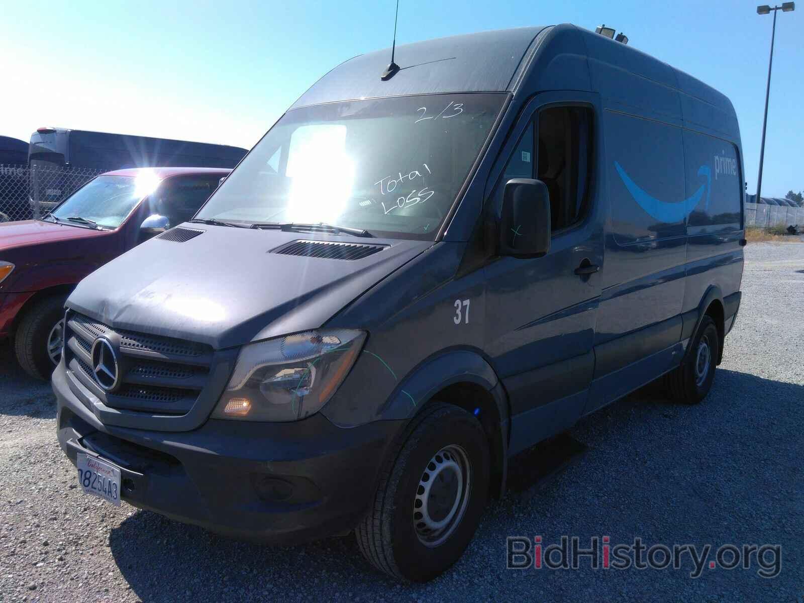 Photo WD3PE7CD4JP625401 - Mercedes-Benz Sprinter Cargo Van 2018