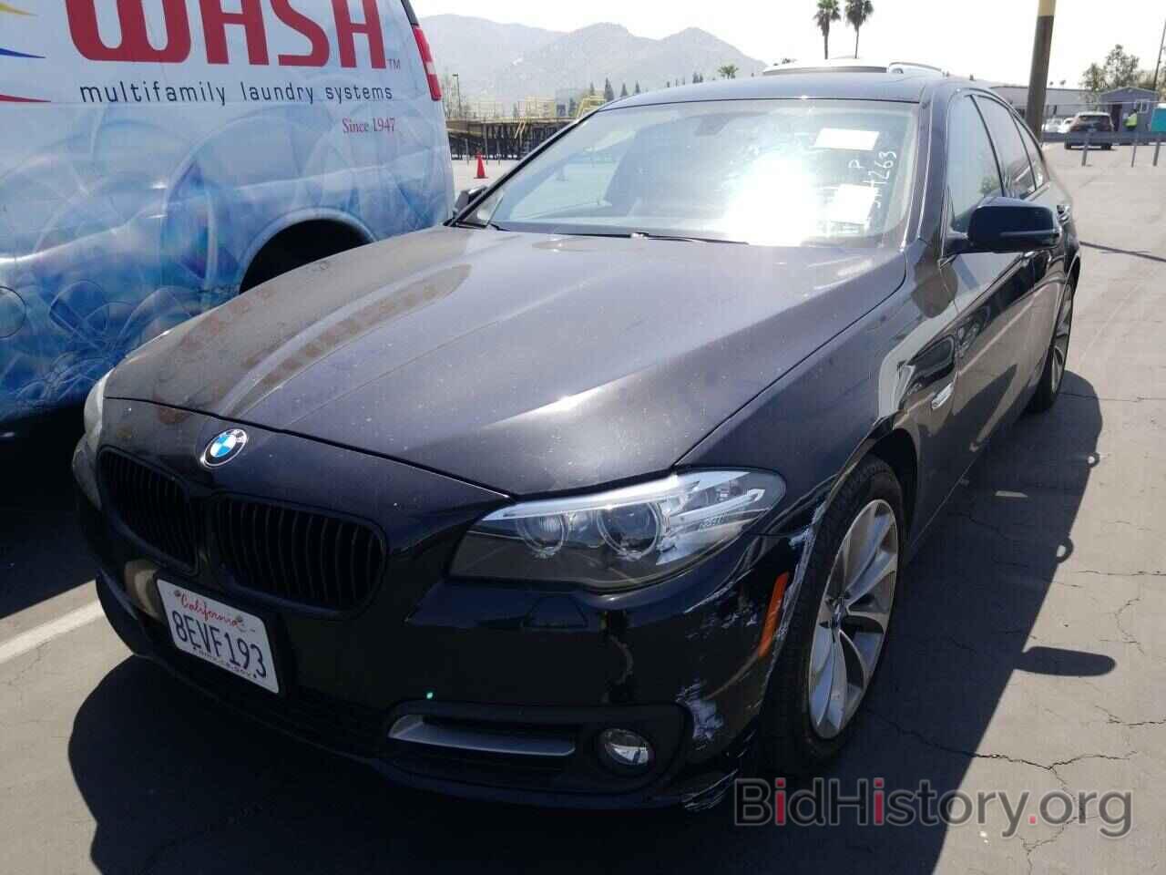 Photo WBA5A5C56FD514263 - BMW 5 Series 2015