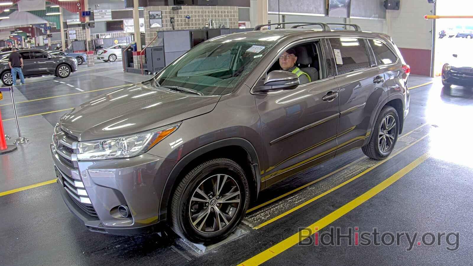 Photo 5TDBZRFH8JS853311 - Toyota Highlander 2018