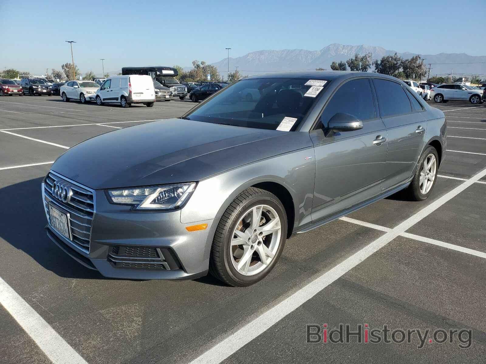 Photo WAUKMAF4XJN019587 - Audi A4 2018