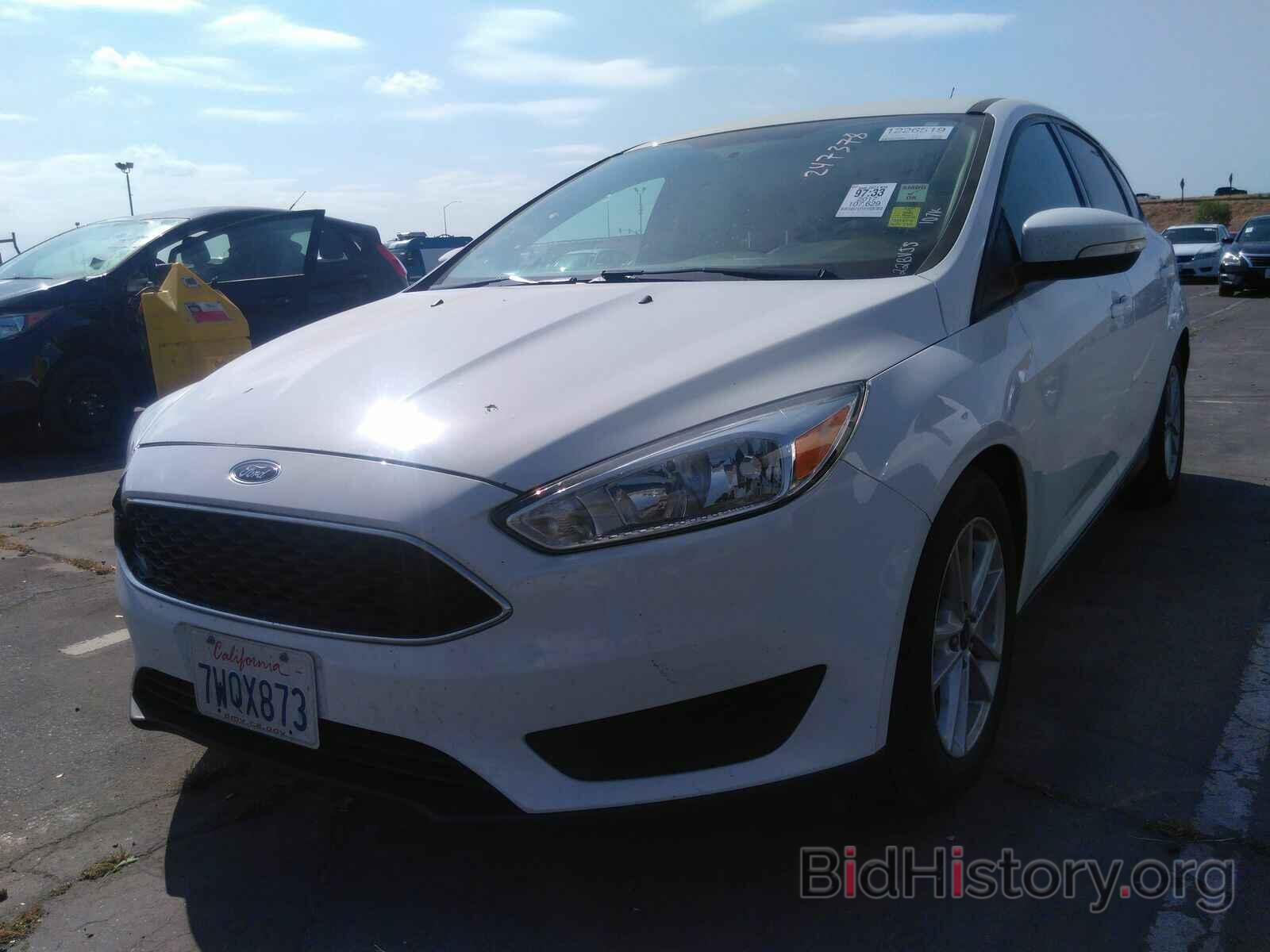 Photo 1FADP3K23HL247378 - Ford Focus SE 2017