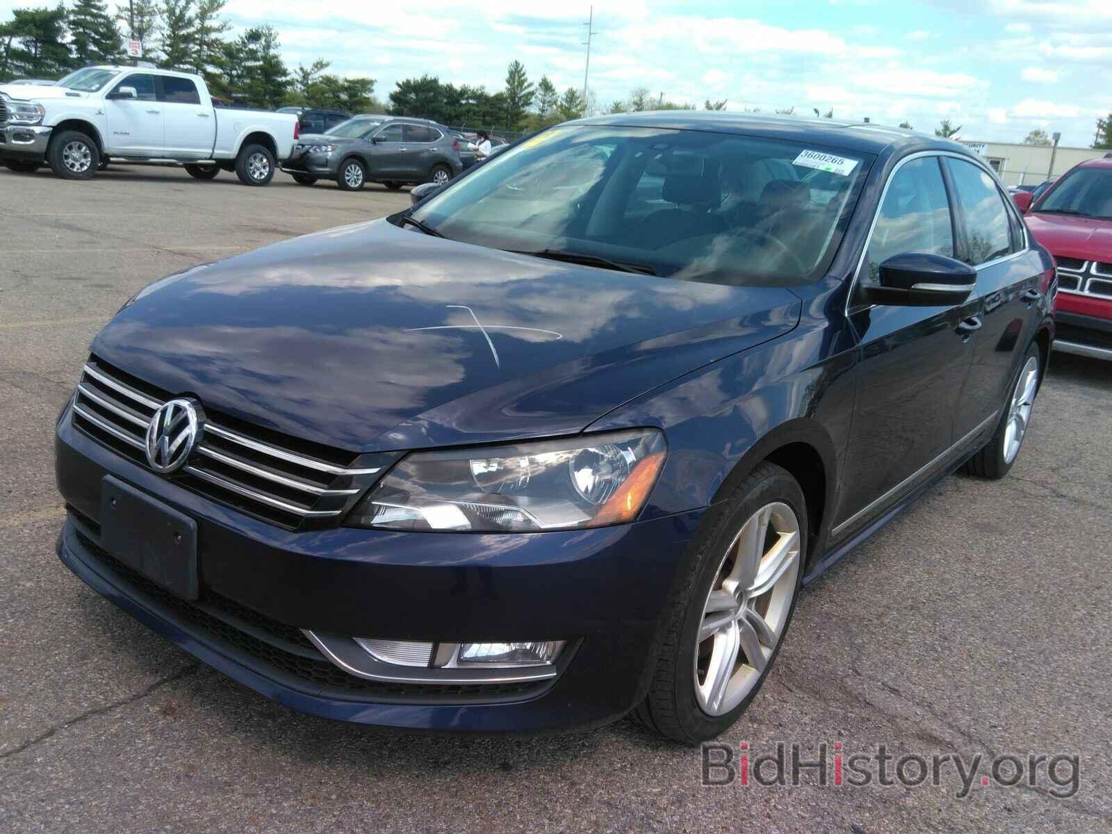 Фотография 1VWBT7A38FC010748 - Volkswagen Passat 2015