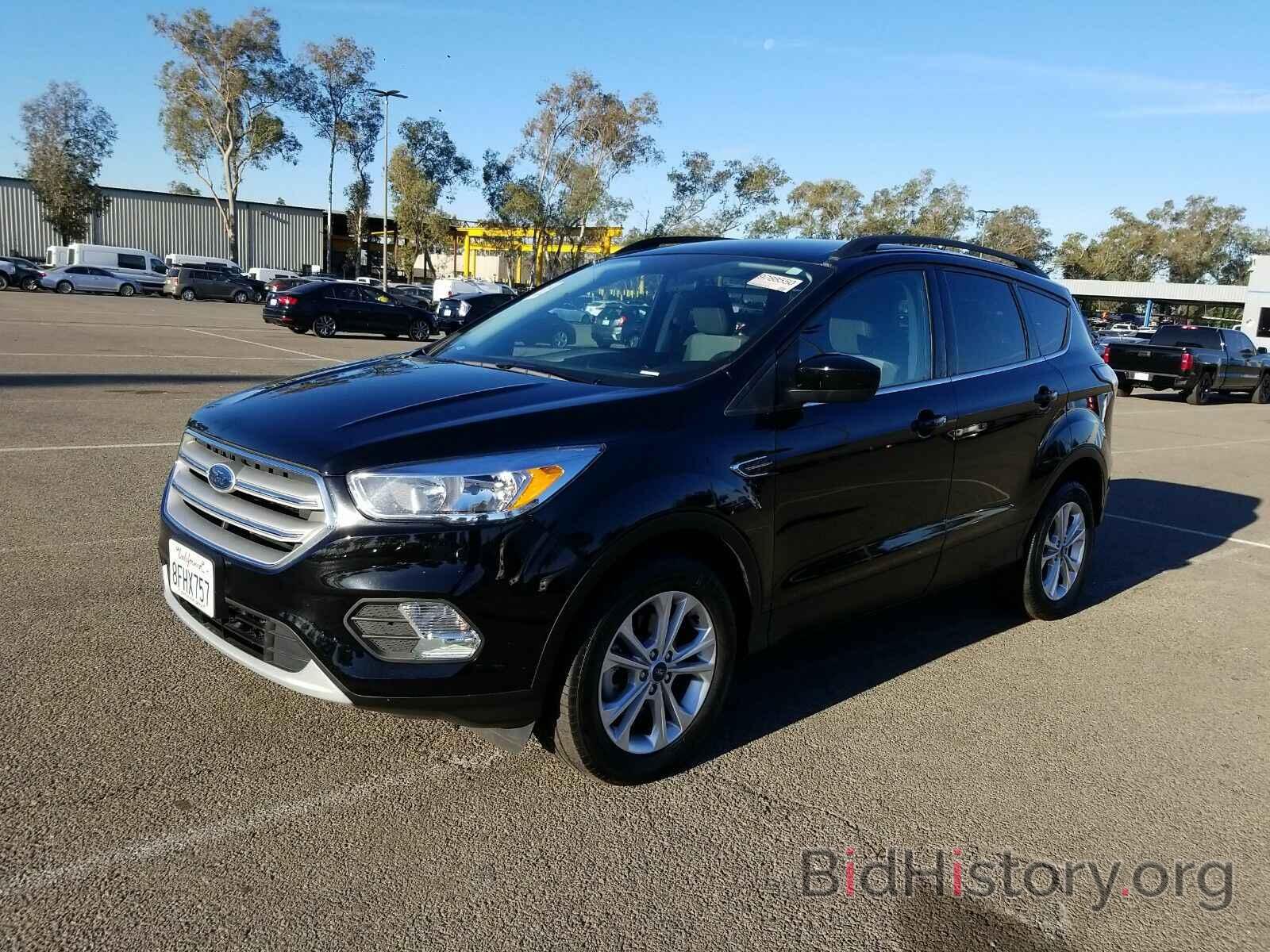 Photo 1FMCU0GD4JUD21877 - Ford Escape 2018