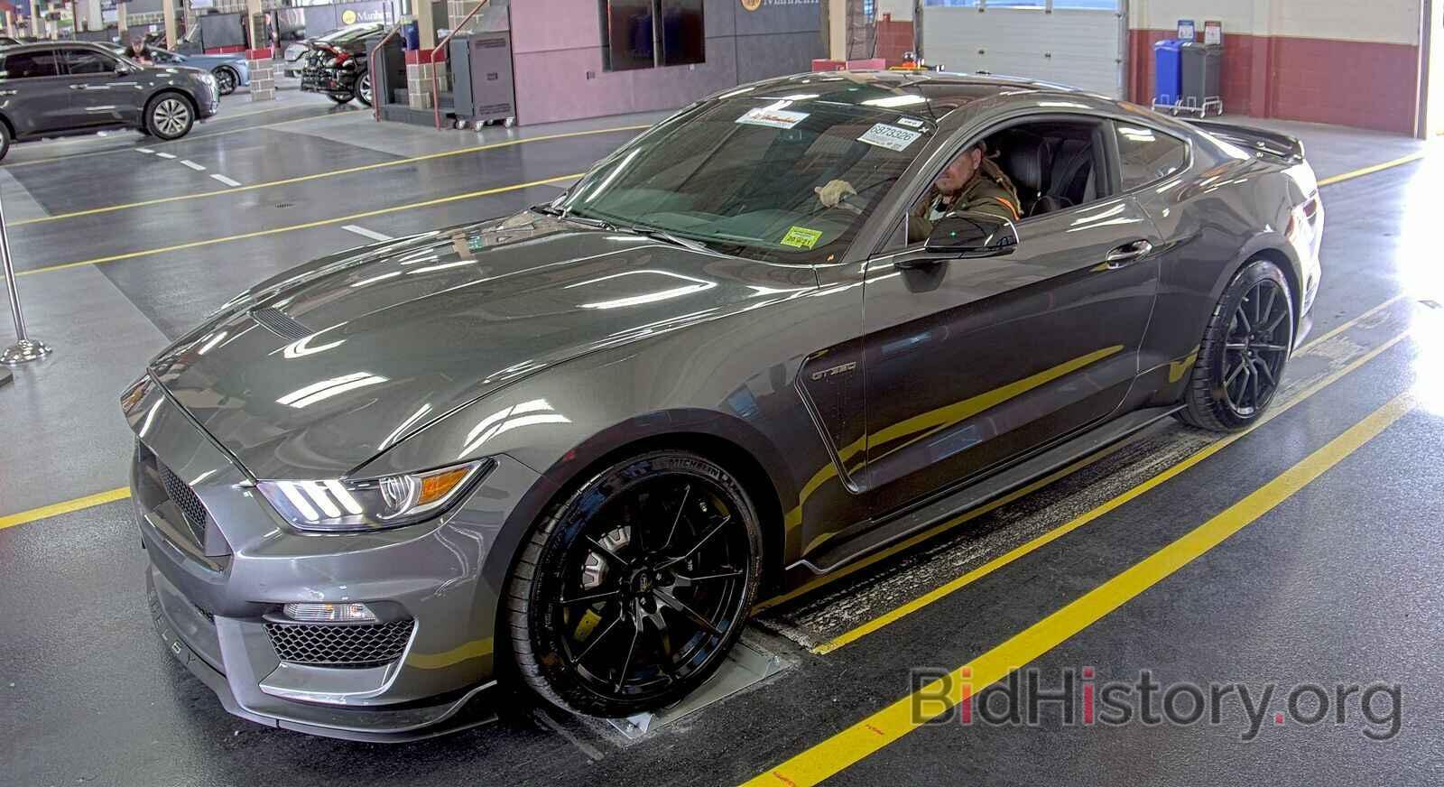 Photo 1FA6P8JZ5J5502756 - Ford Mustang 2018