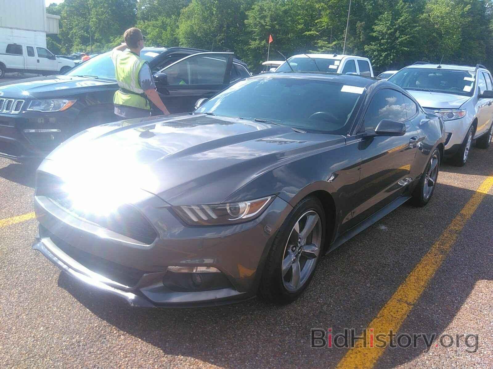 Photo 1FA6P8TH5G5242212 - Ford Mustang 2016