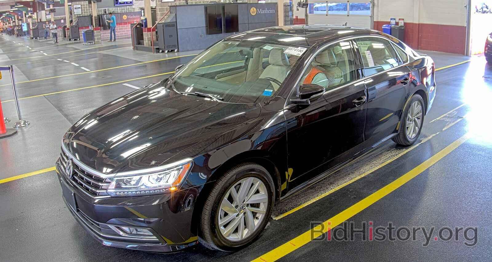 Photo 1VWBA7A35JC027537 - Volkswagen Passat 2018