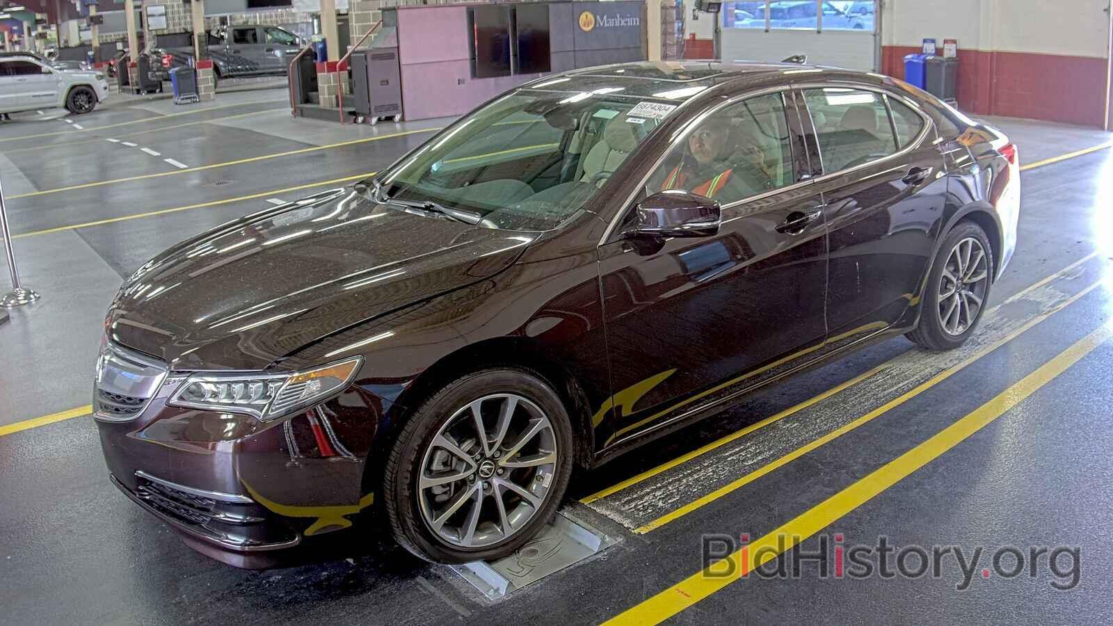 Фотография 19UUB2F59HA004565 - Acura TLX 2017