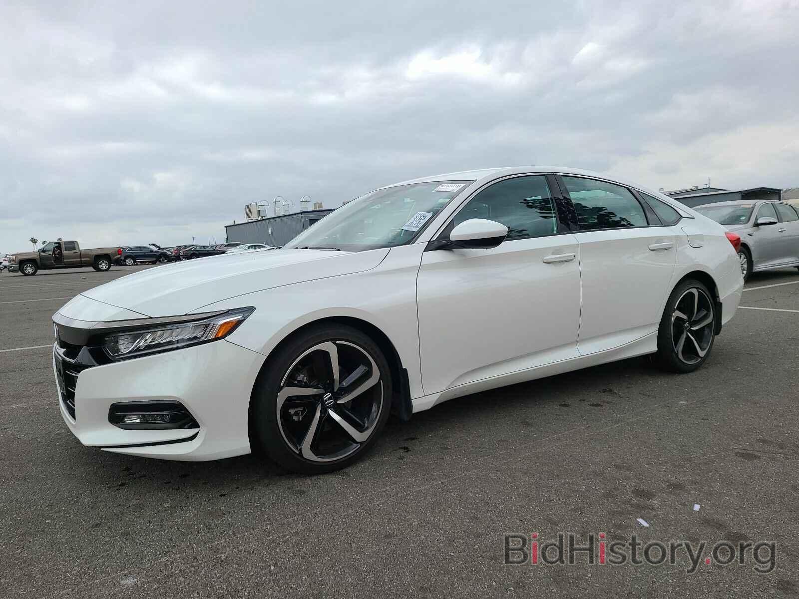 Photo 1HGCV1F39JA195759 - Honda Accord Sedan 2018