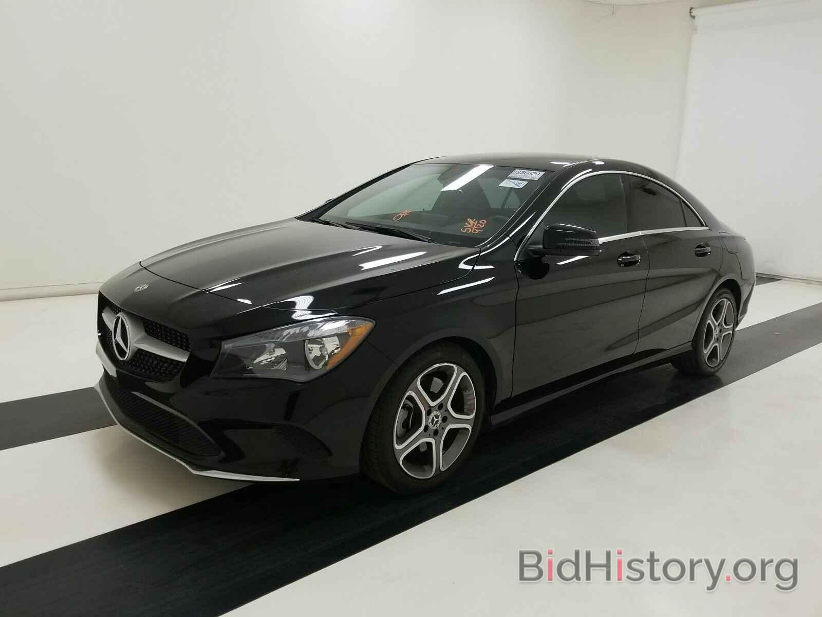 Photo WDDSJ4EB1JN647346 - Mercedes-Benz CLA 2018