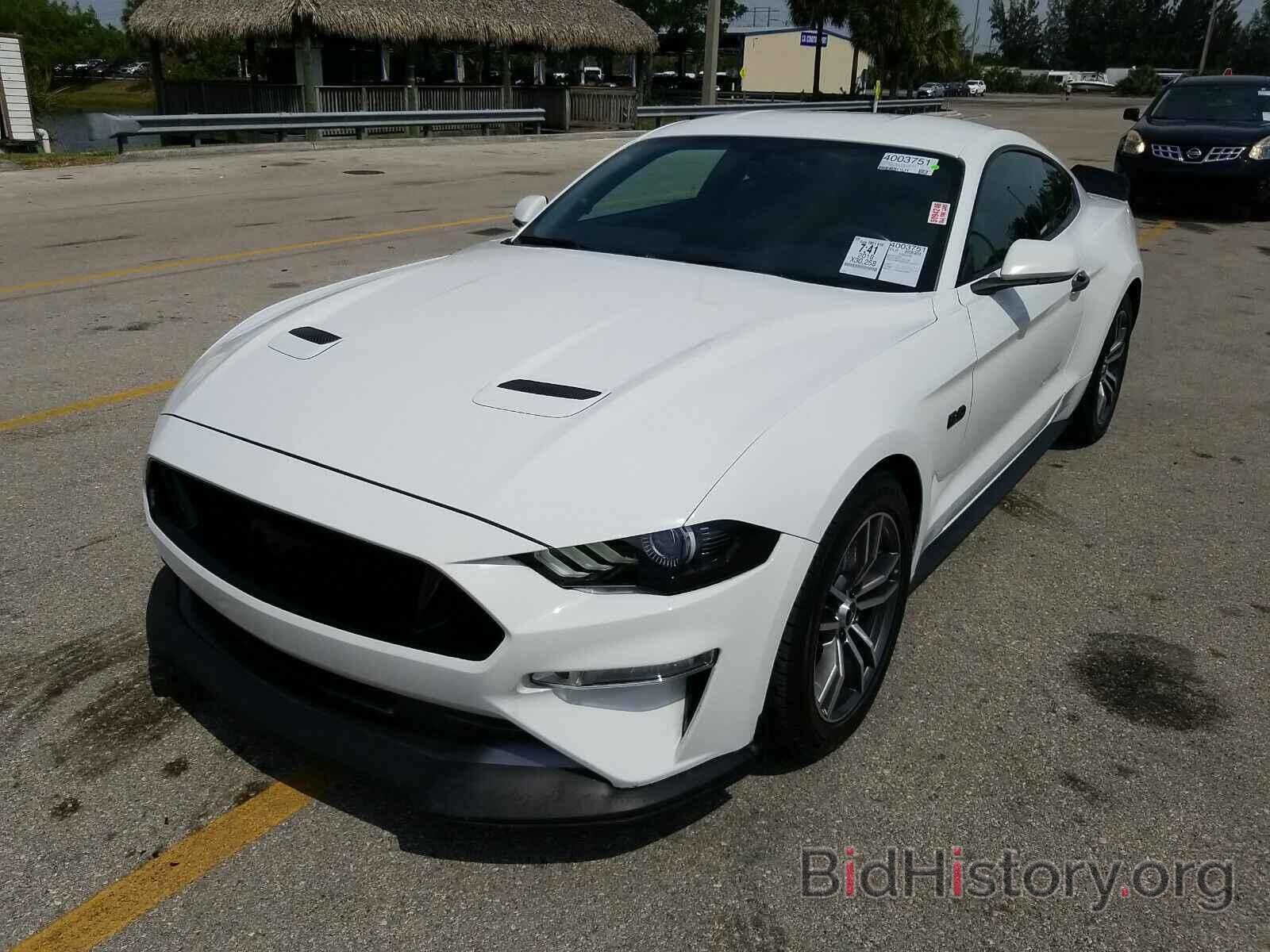 Photo 1FA6P8CF5J5107477 - Ford Mustang GT 2018